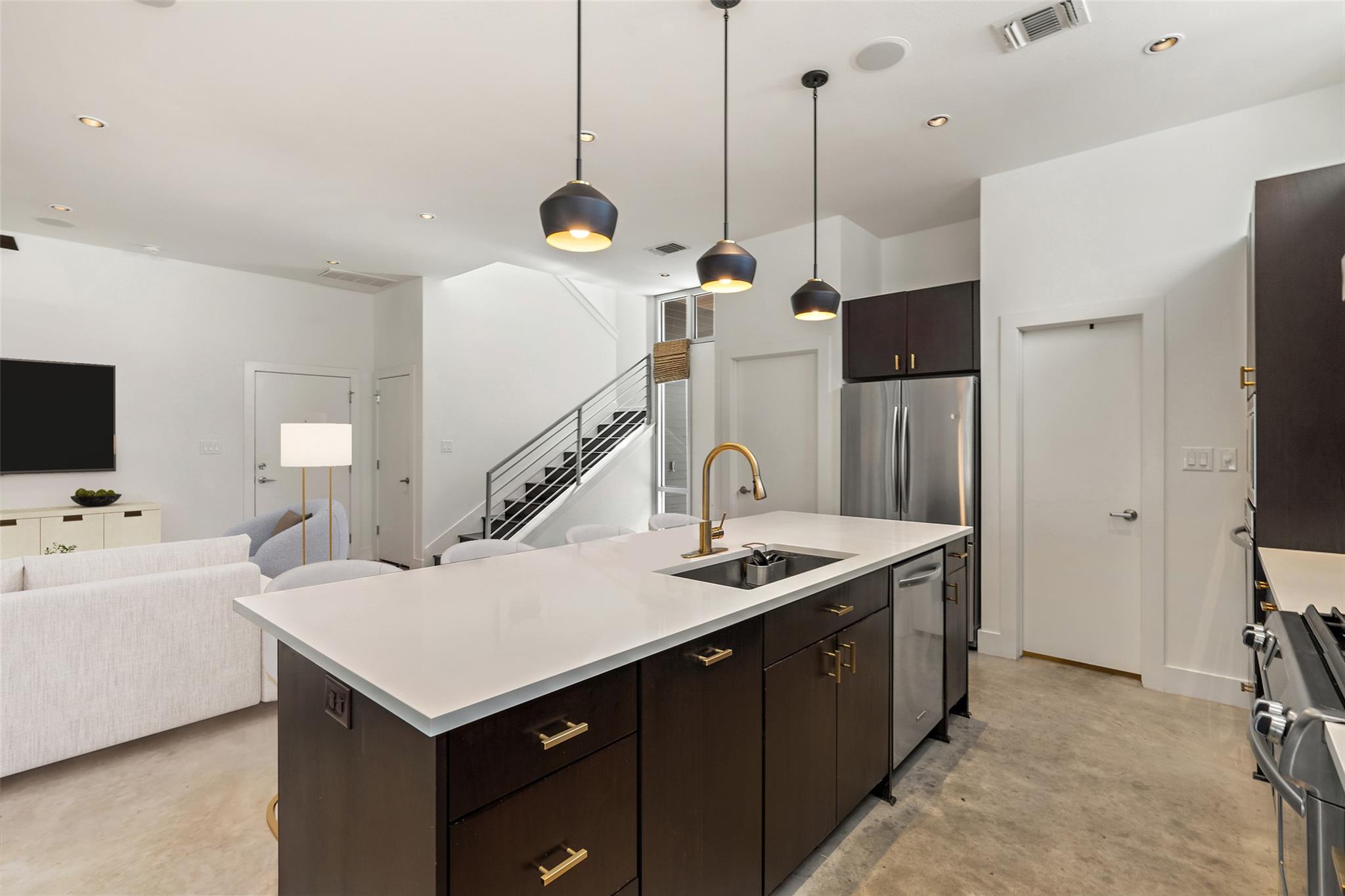 2105 Goodrich Ave #2 Property Photo 6