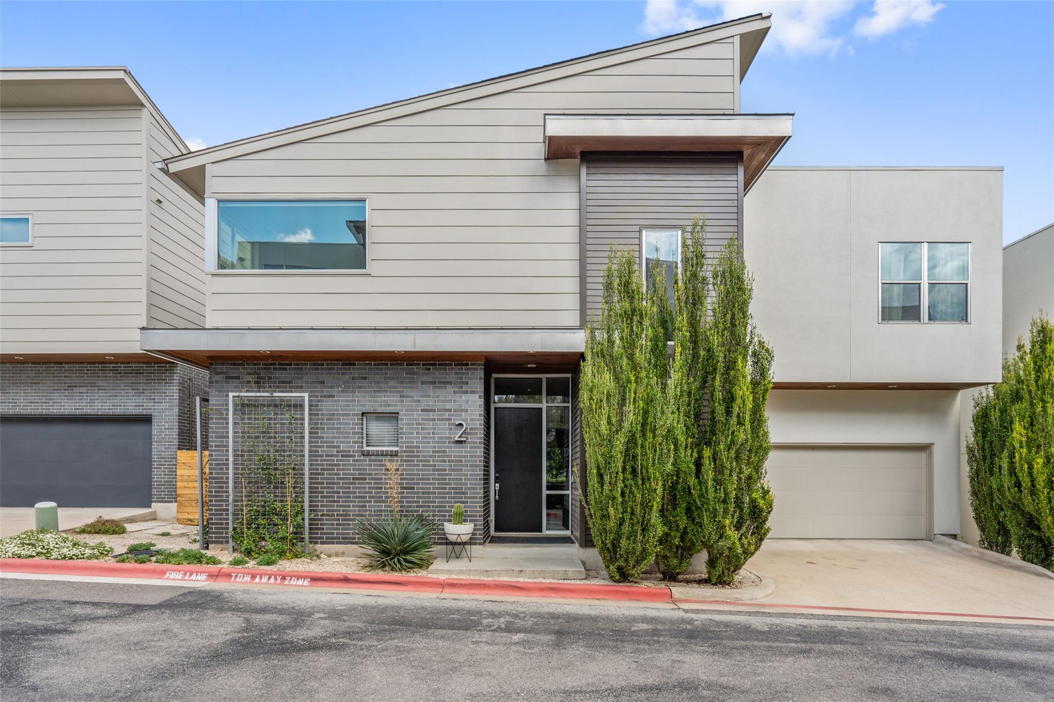 2105 Goodrich Ave #2 Property Photo 11