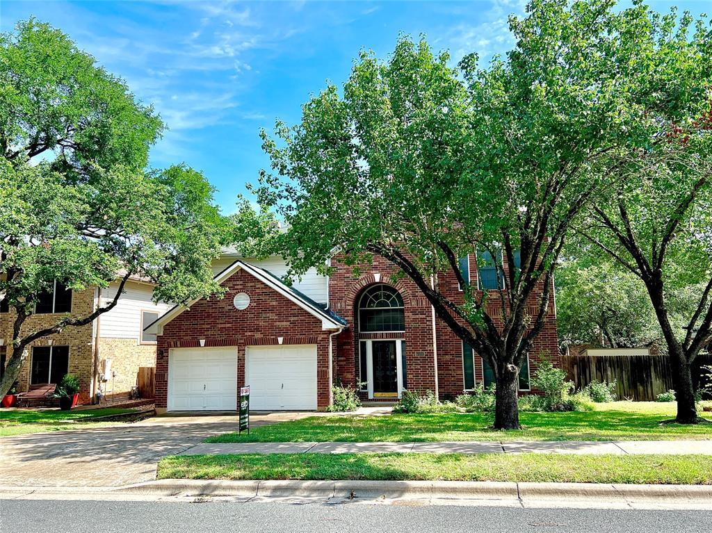 6400 La Carman Ln Property Photo 2