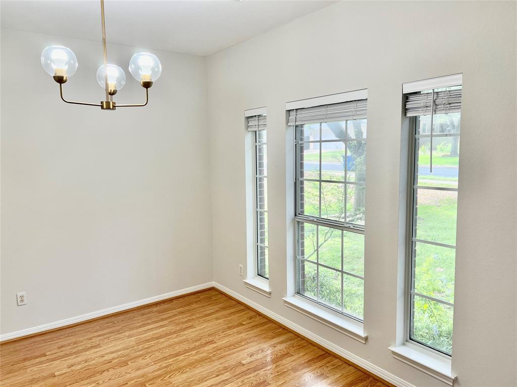 6400 La Carman Ln Property Photo 4