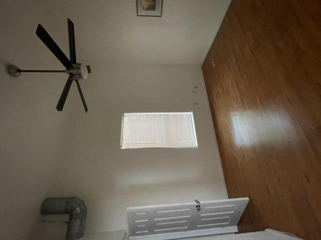 208 Medina St Property Photo 6