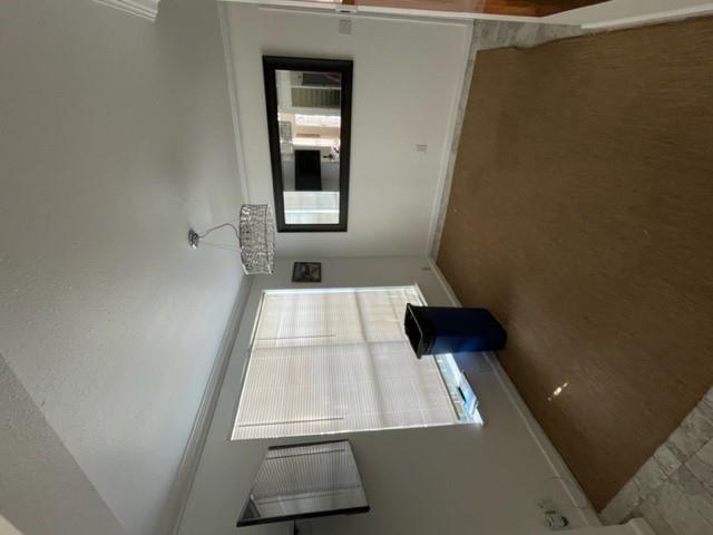 208 Medina St Property Photo 8