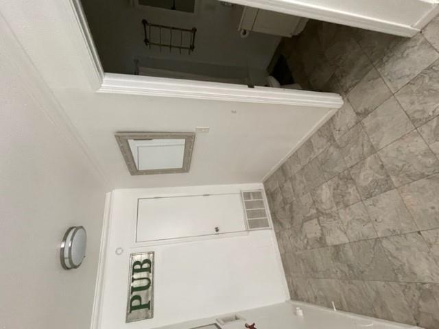 208 Medina St Property Photo 9