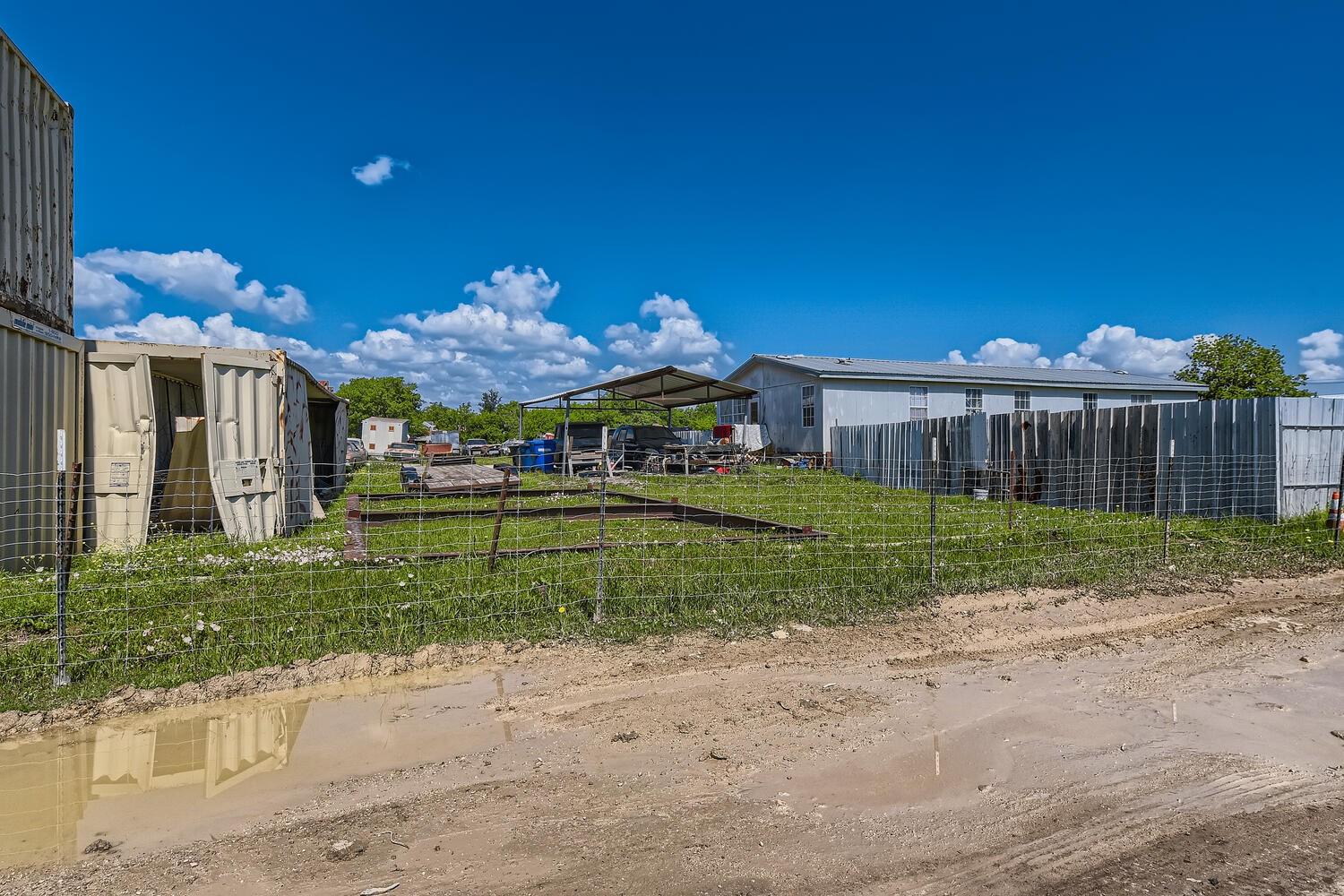 10209 Fm 812 None Property Photo 14