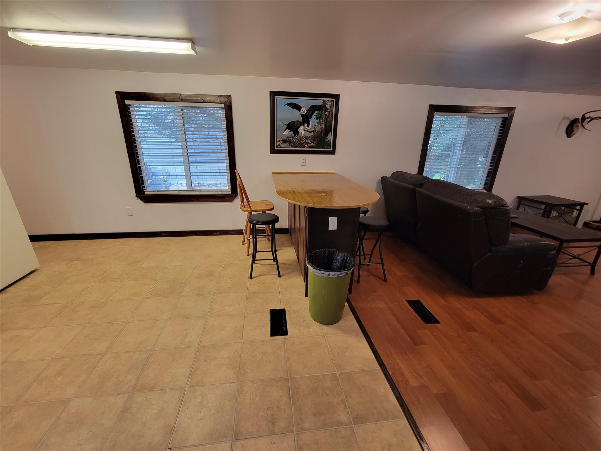 21401 Coyote Trl Property Photo 6