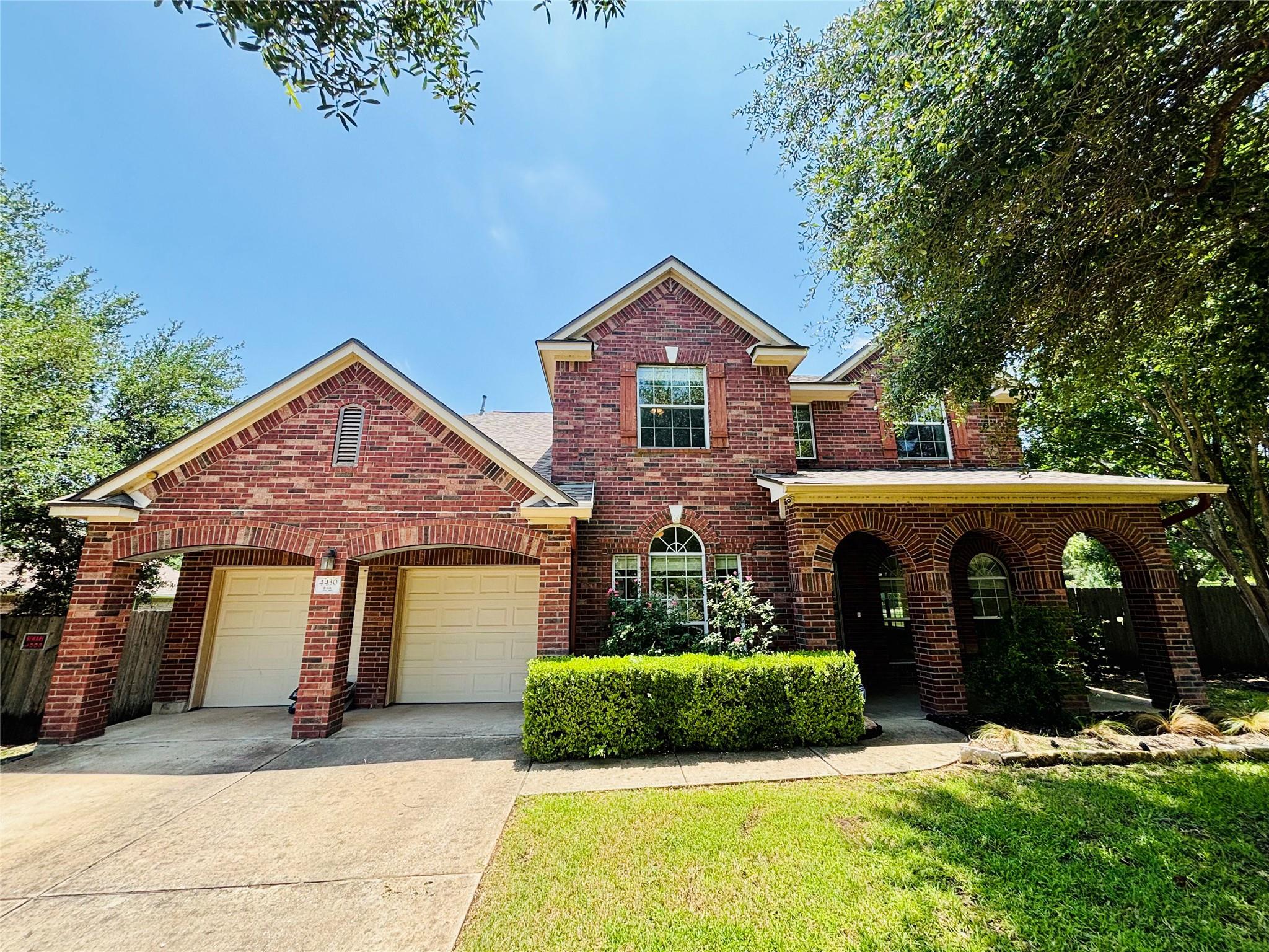 4430 Pasada Ln Property Photo 2