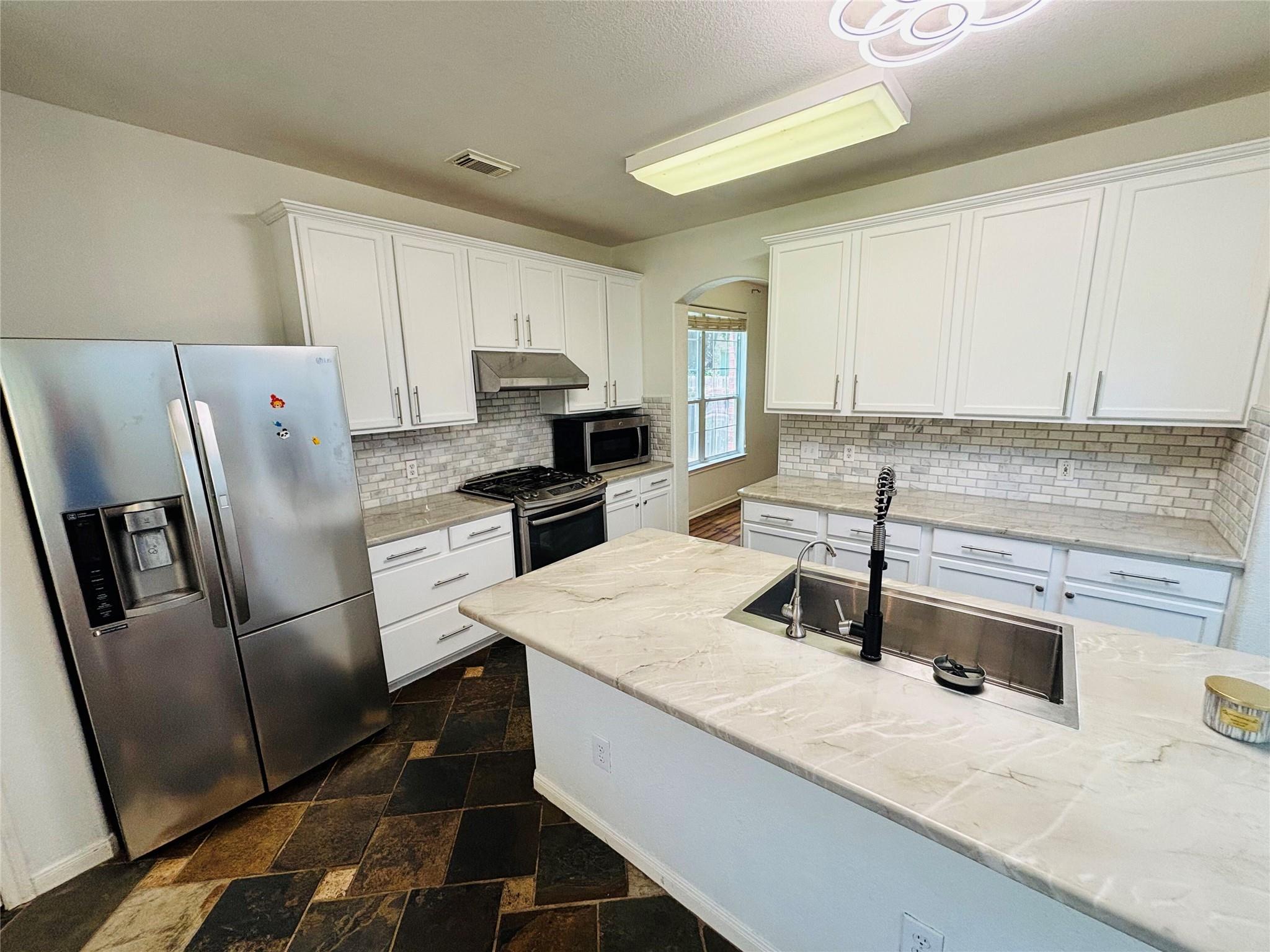 4430 Pasada Ln Property Photo 5