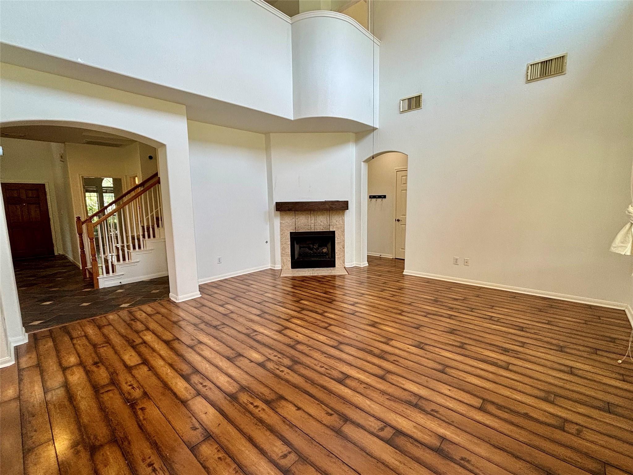 4430 Pasada Ln Property Photo 8