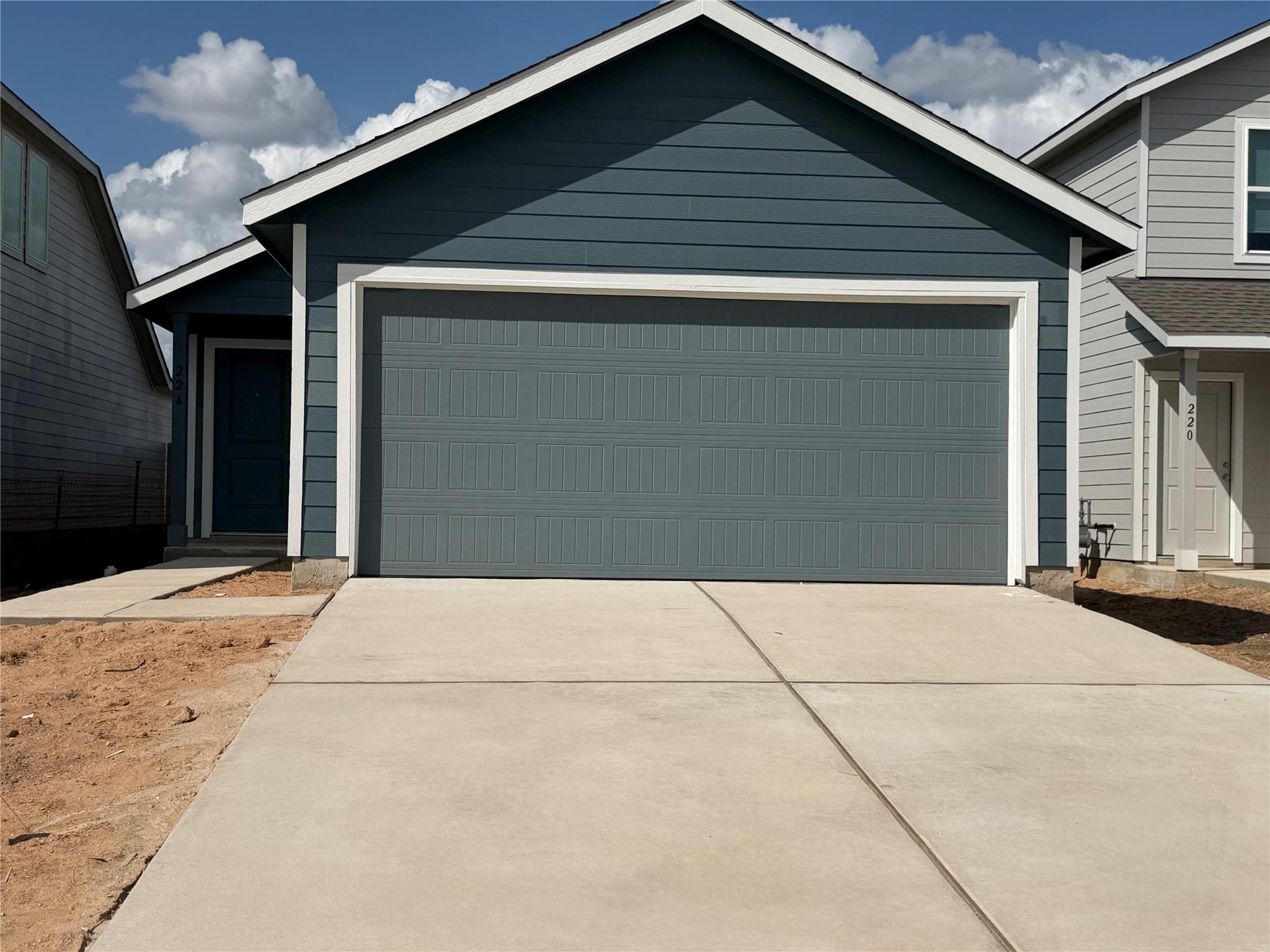 224 Mets Way Property Photo 1