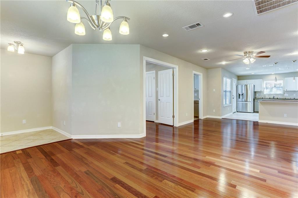 2513 Wilson St Property Photo 6