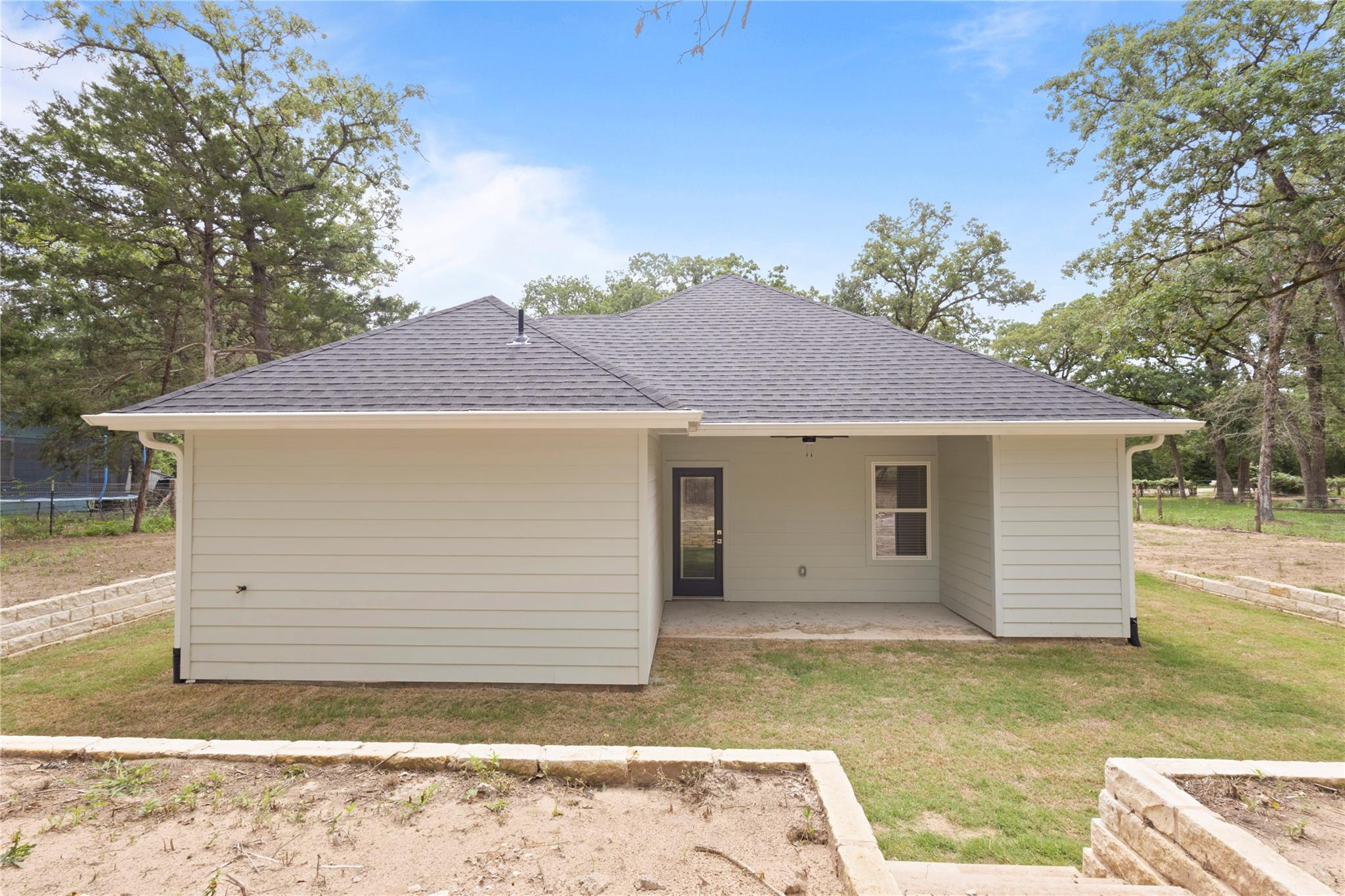 240 Shadow Oak Dr Property Photo 30