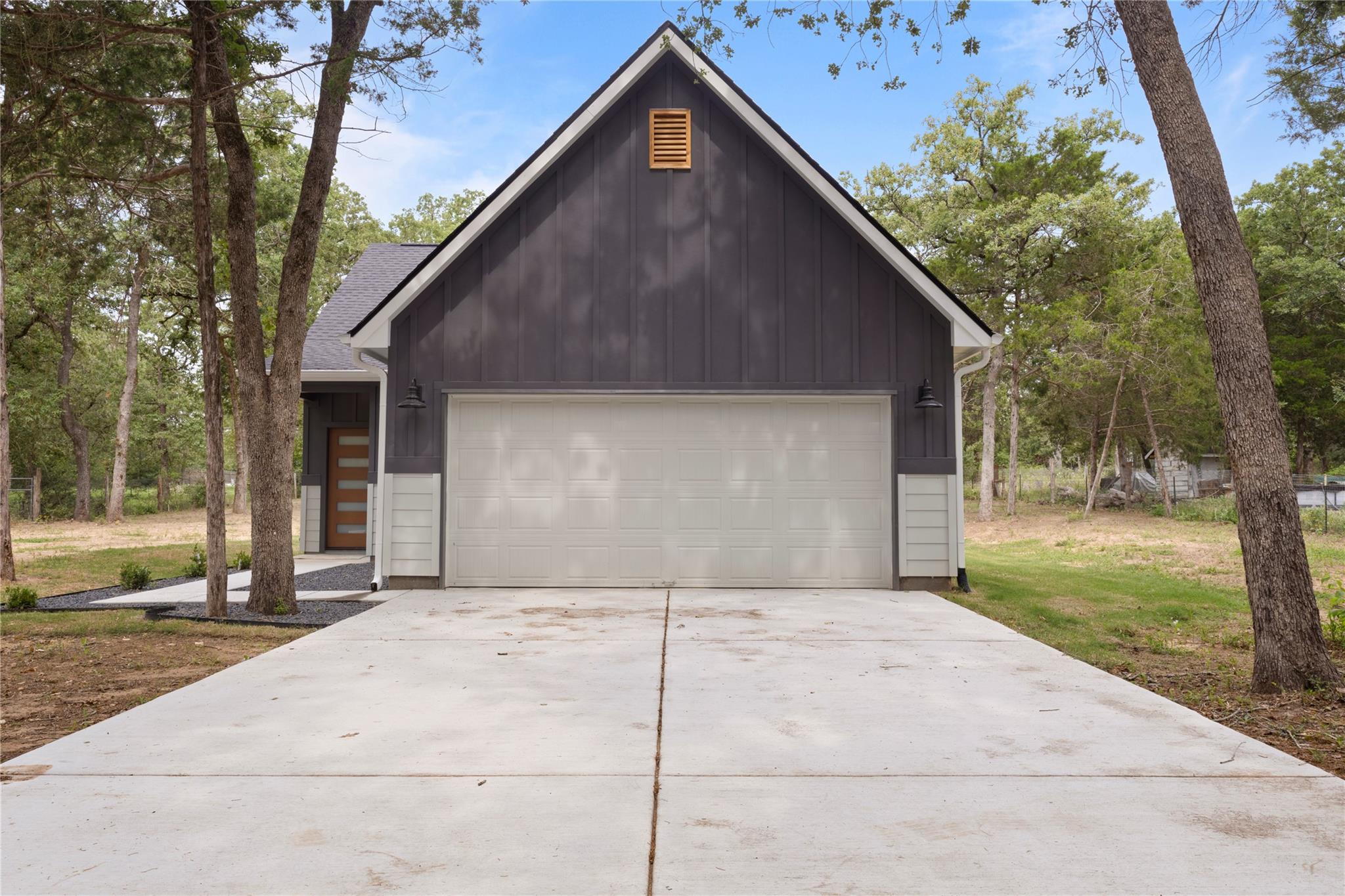 240 Shadow Oak Dr Property Photo 31