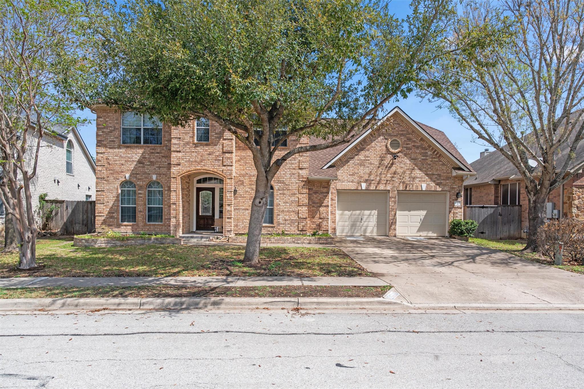 13737 Shady Ridge Ln Property Photo