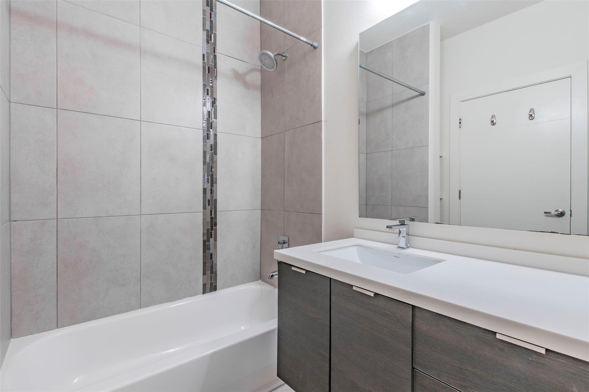 604 N Bluff Dr #155 Property Photo 12