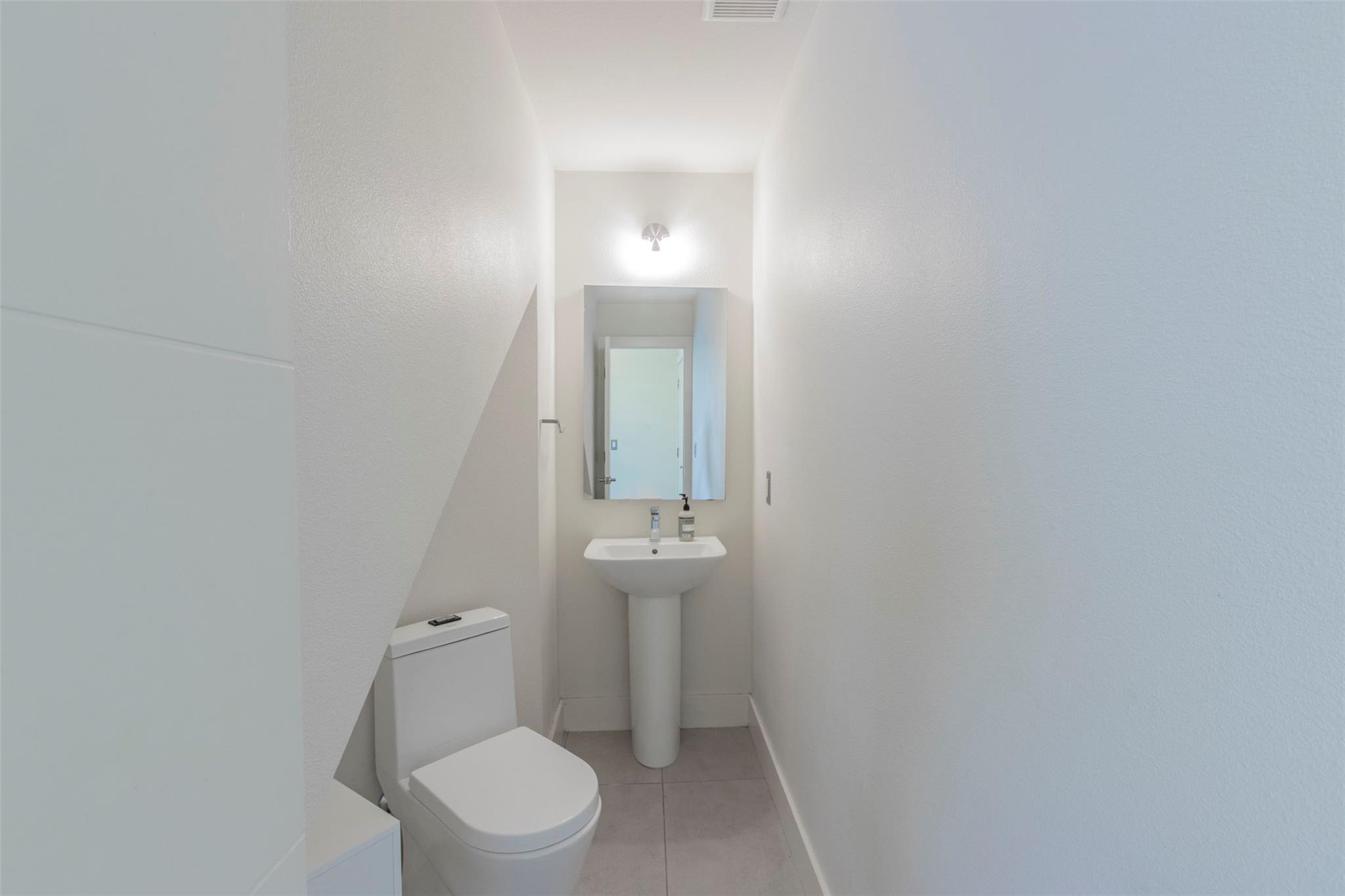 604 N Bluff Dr #155 Property Photo 13