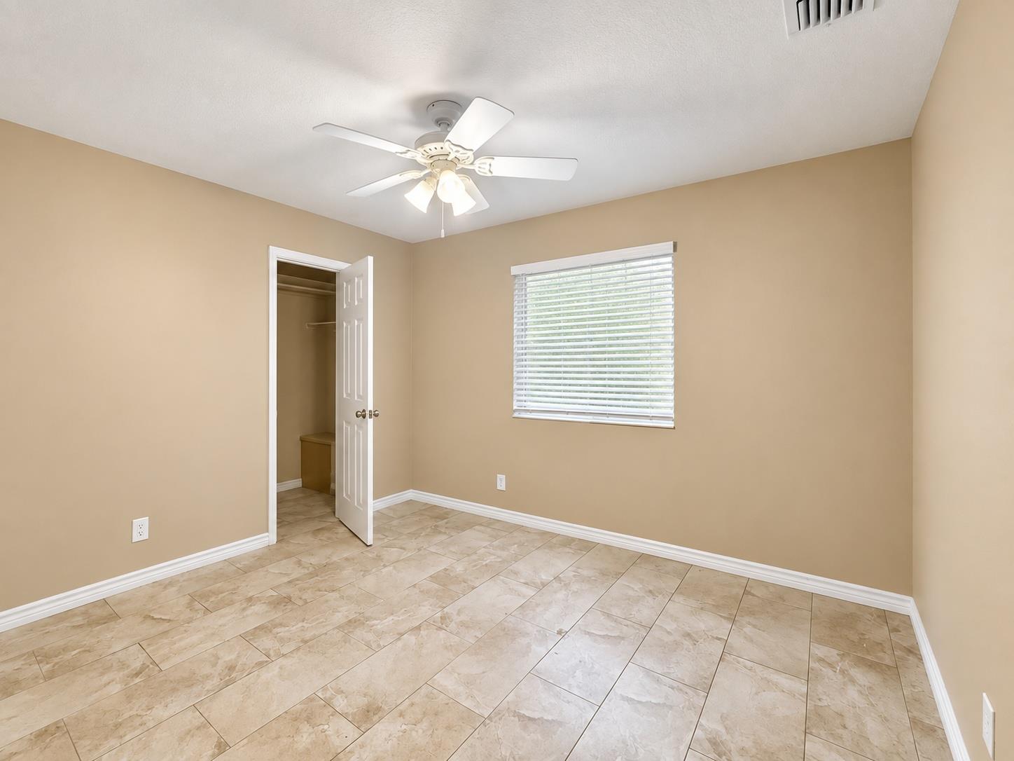 2518 Dovemeadow Dr Property Photo 5