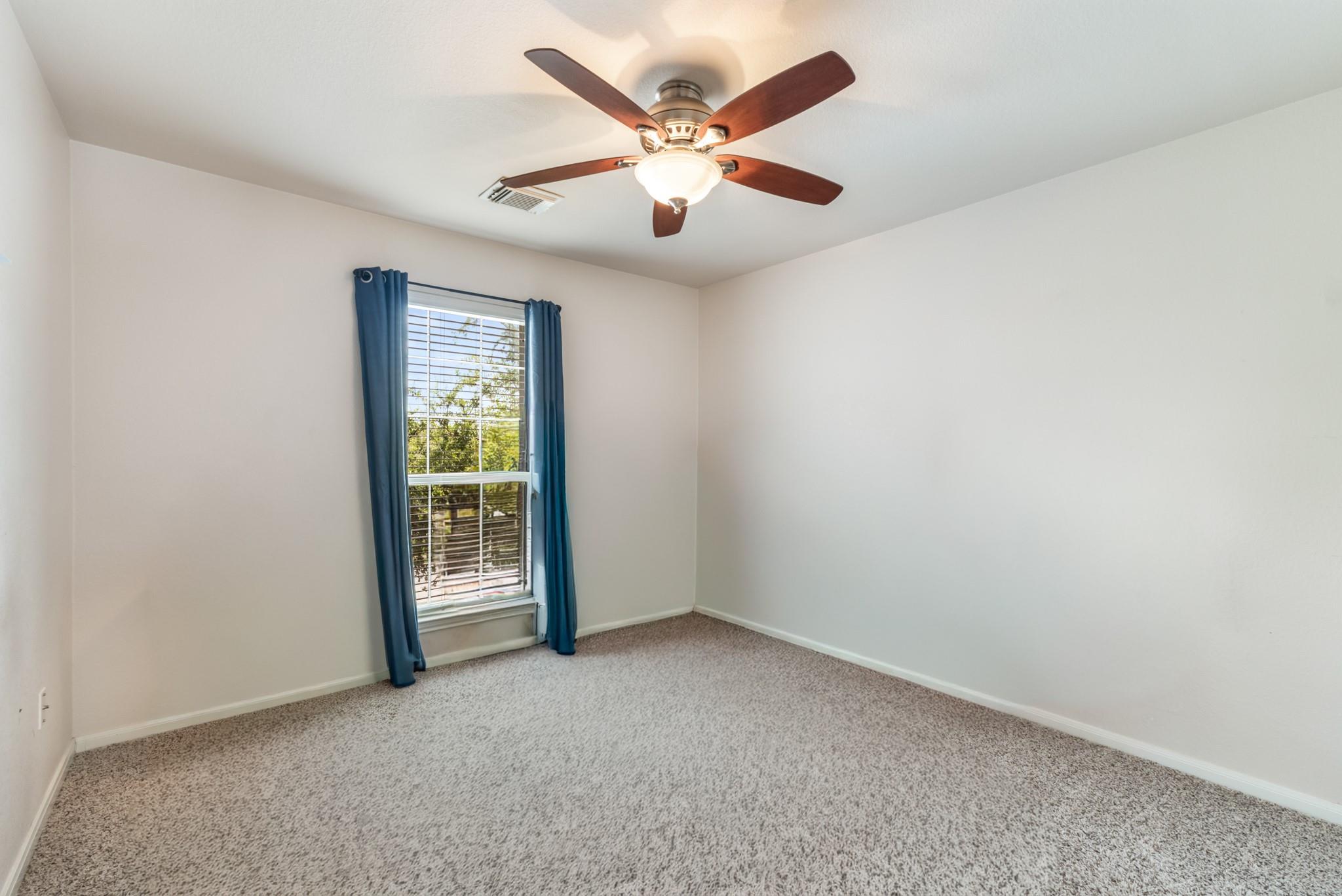 1107 Hollybrook Cv Property Photo 27