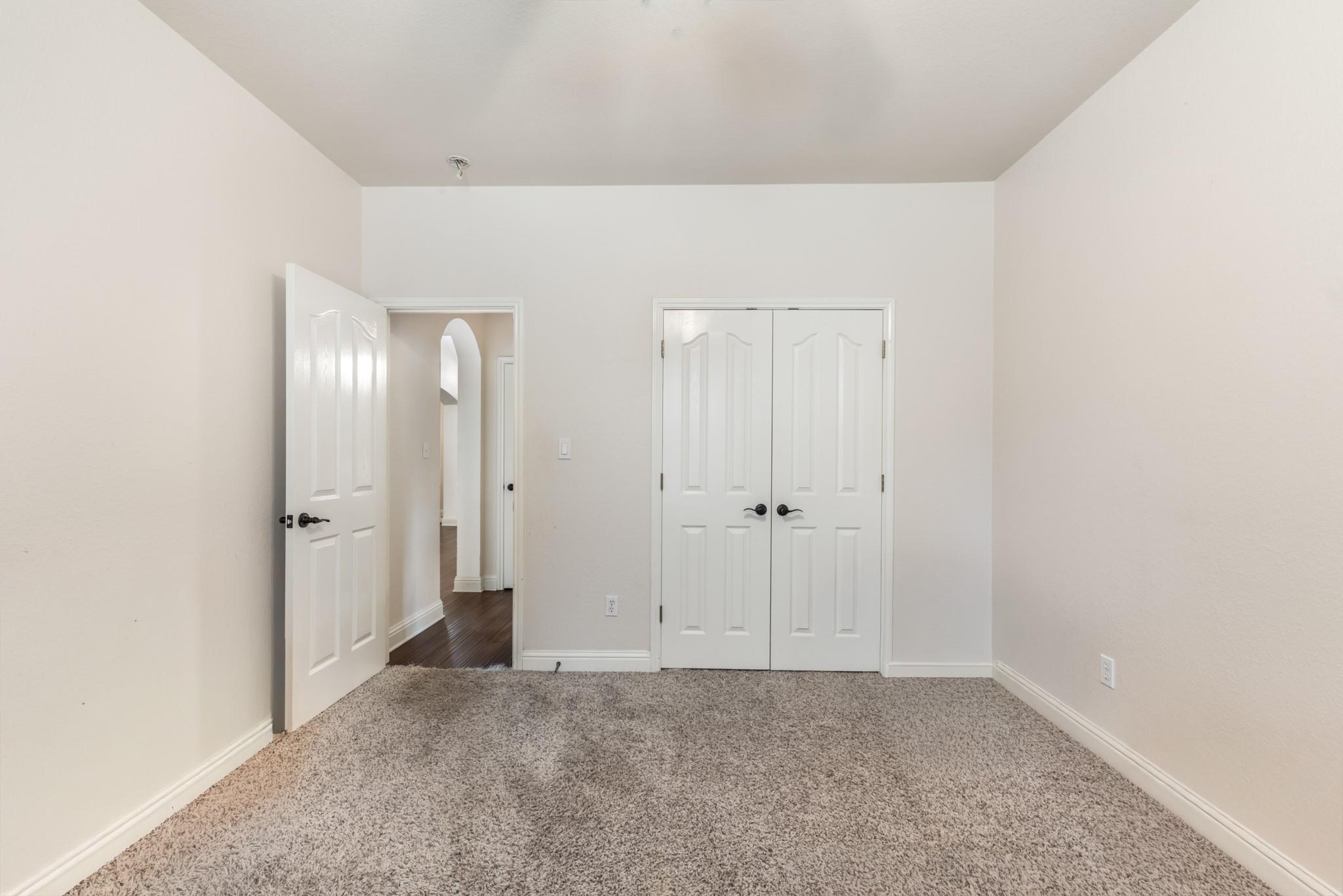 1107 Hollybrook Cv Property Photo 29