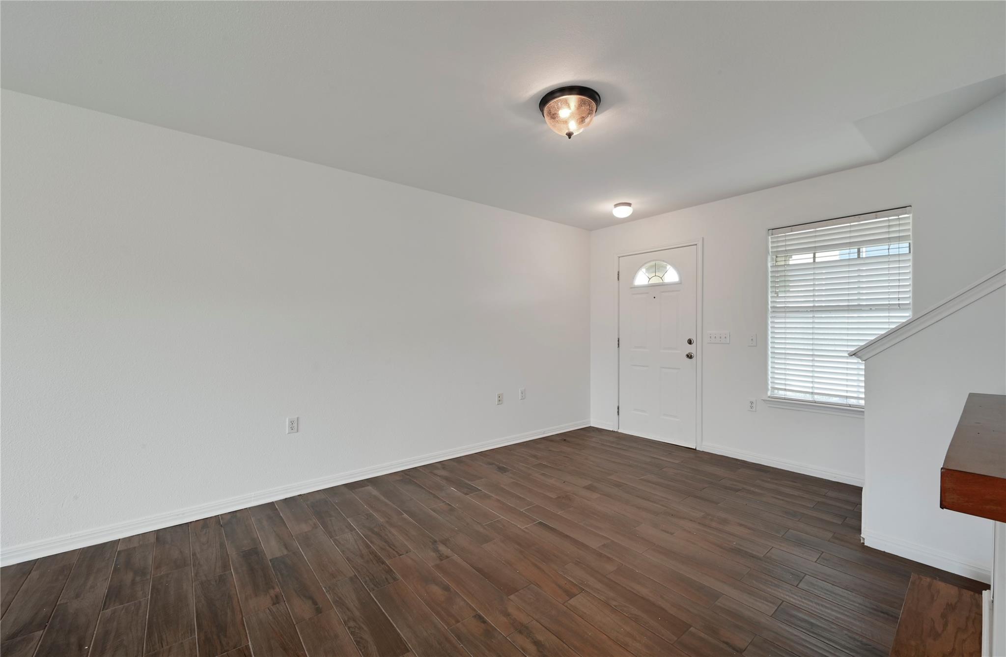 6316 Perlita Dr Property Photo 9