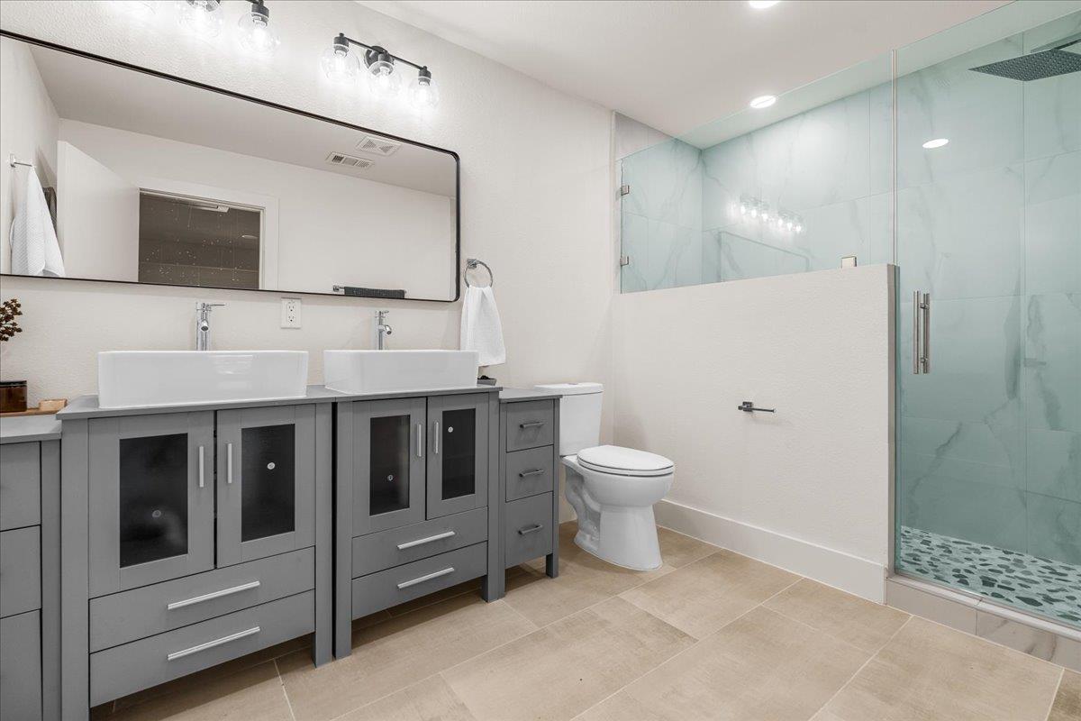 3202 Overcup Oak Dr Property Photo 25
