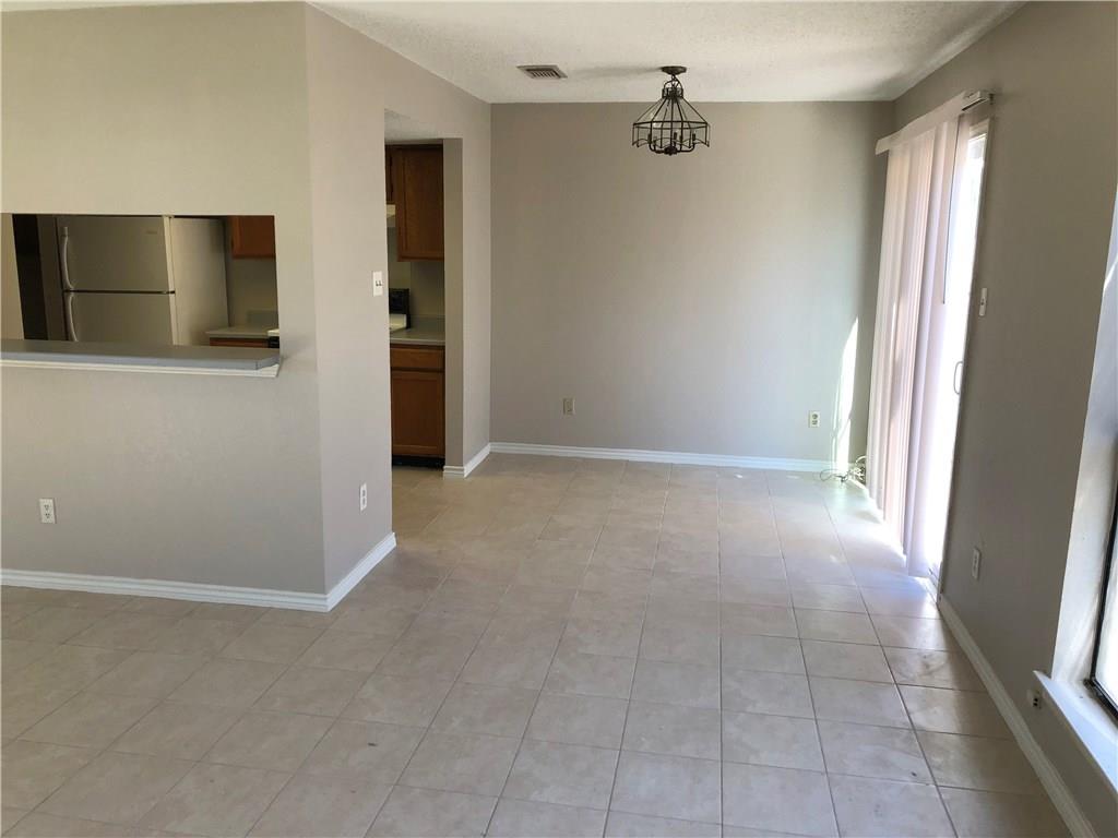 13311 Saddlebrook Trl #b Property Photo 5