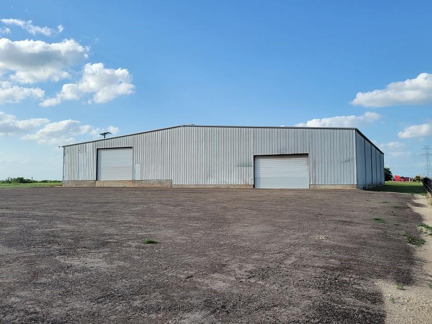 16999 E Us Highway 190 Highway Property Photo 5