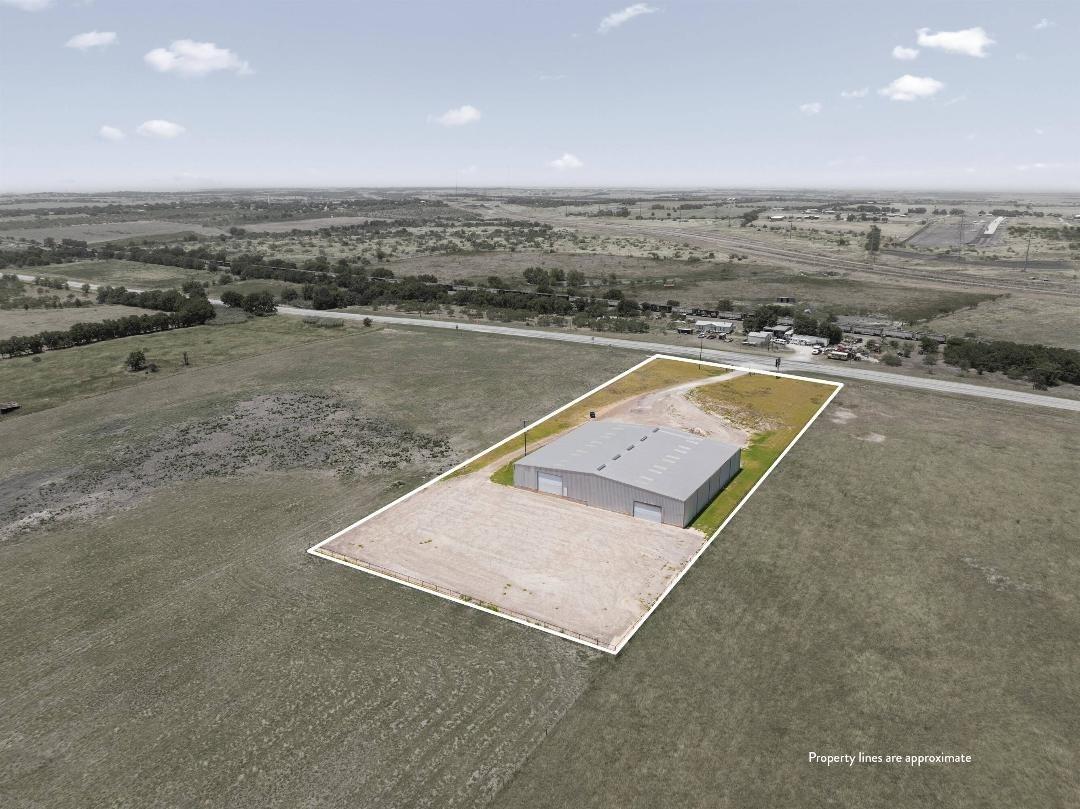 16999 E Us Highway 190 Highway Property Photo 6