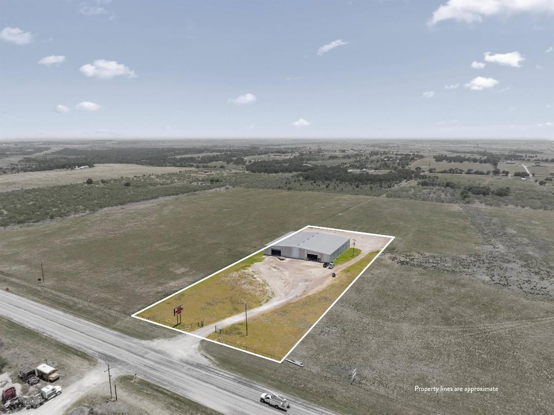 16999 E Us Highway 190 Highway Property Photo 15