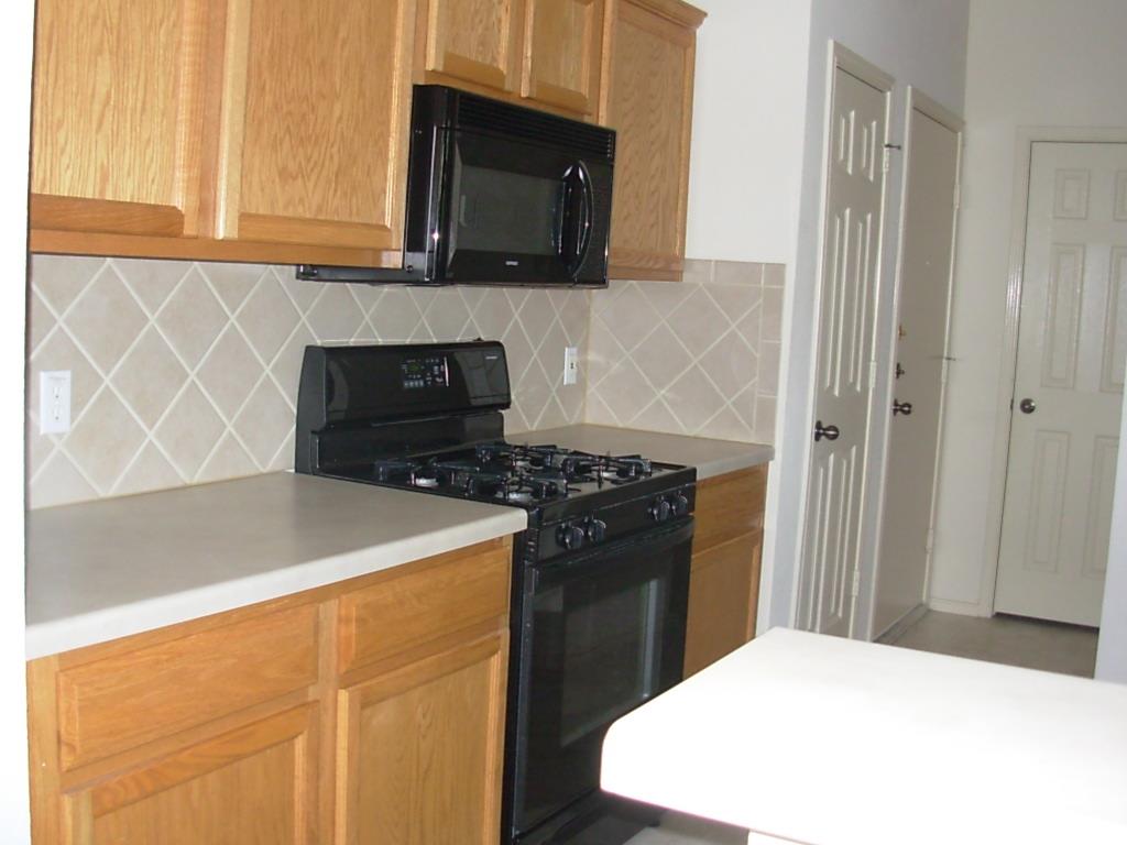 8700 Dulcet Dr Property Photo 3
