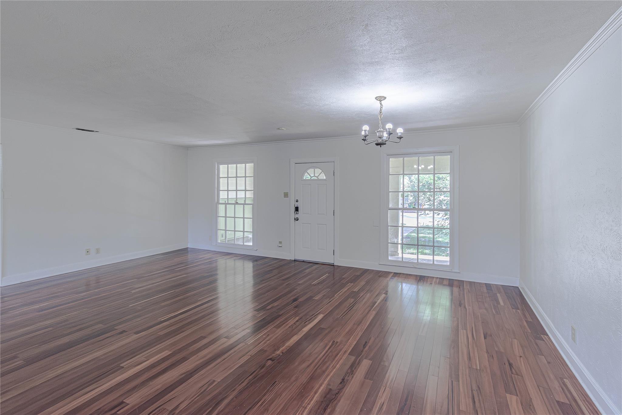 1202 Norwood Rd Property Photo 13