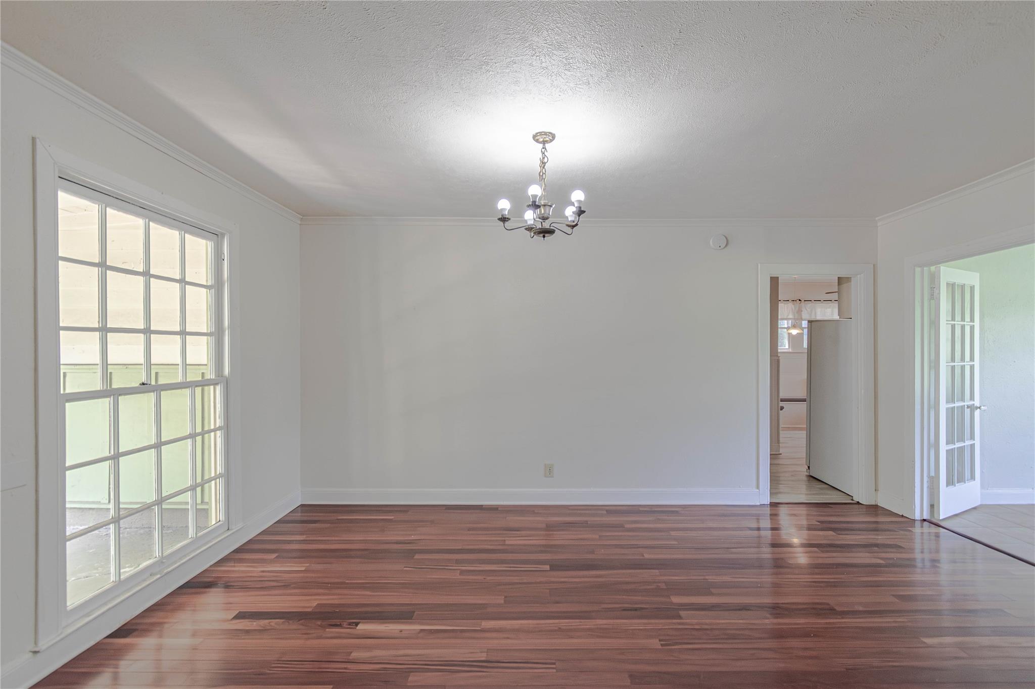 1202 Norwood Rd Property Photo 14