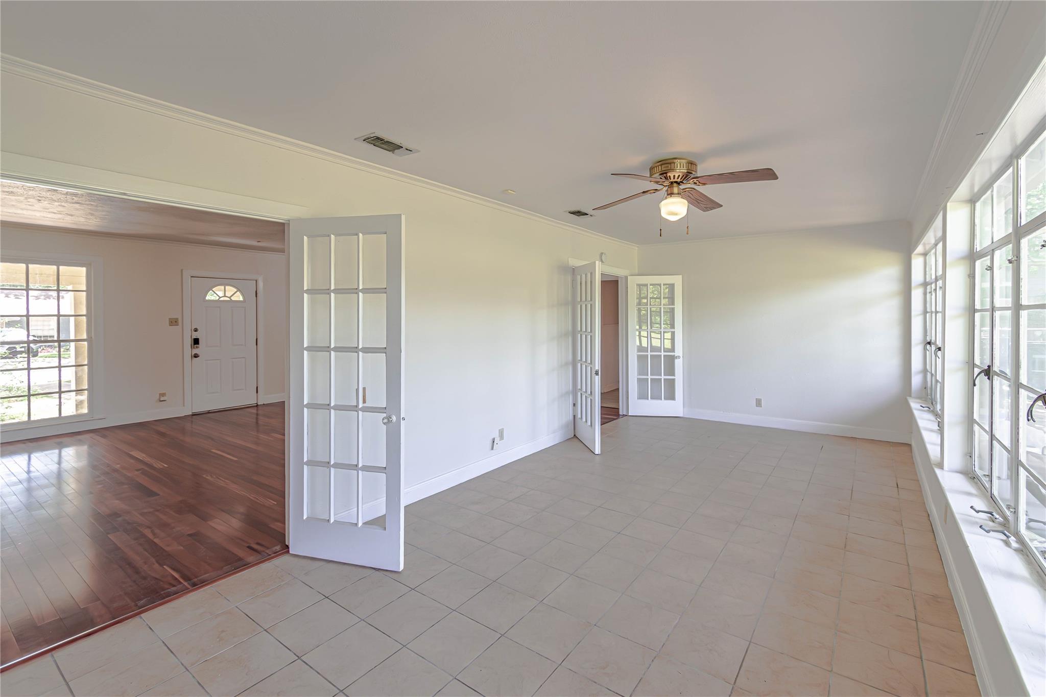 1202 Norwood Rd Property Photo 16