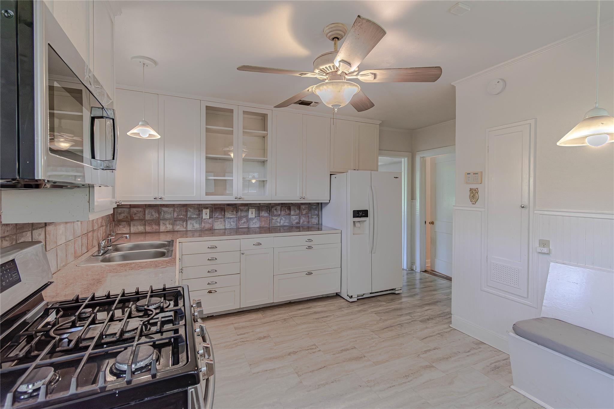 1202 Norwood Rd Property Photo 19