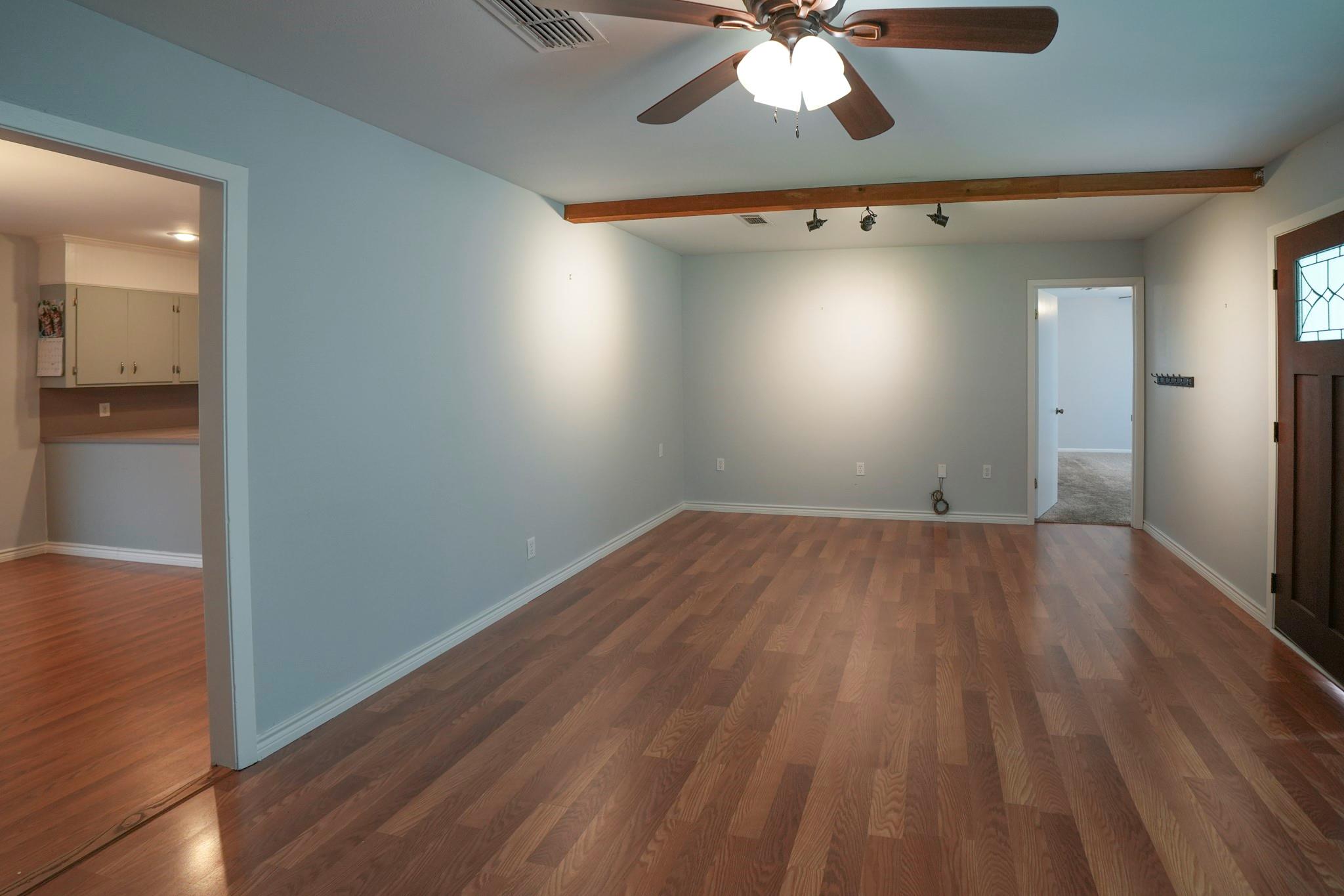 8066318 Property Photo 7