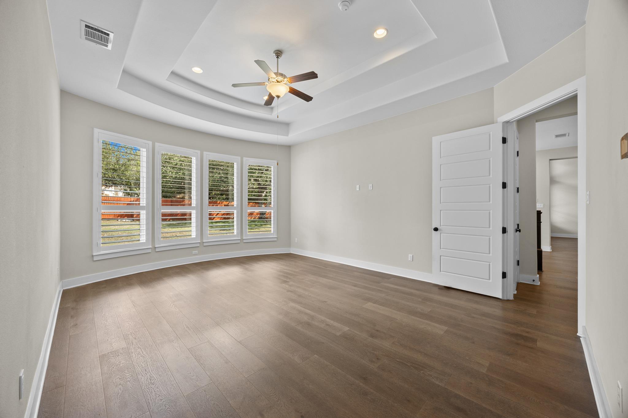 2817 Grand Oaks Loop Property Photo 20