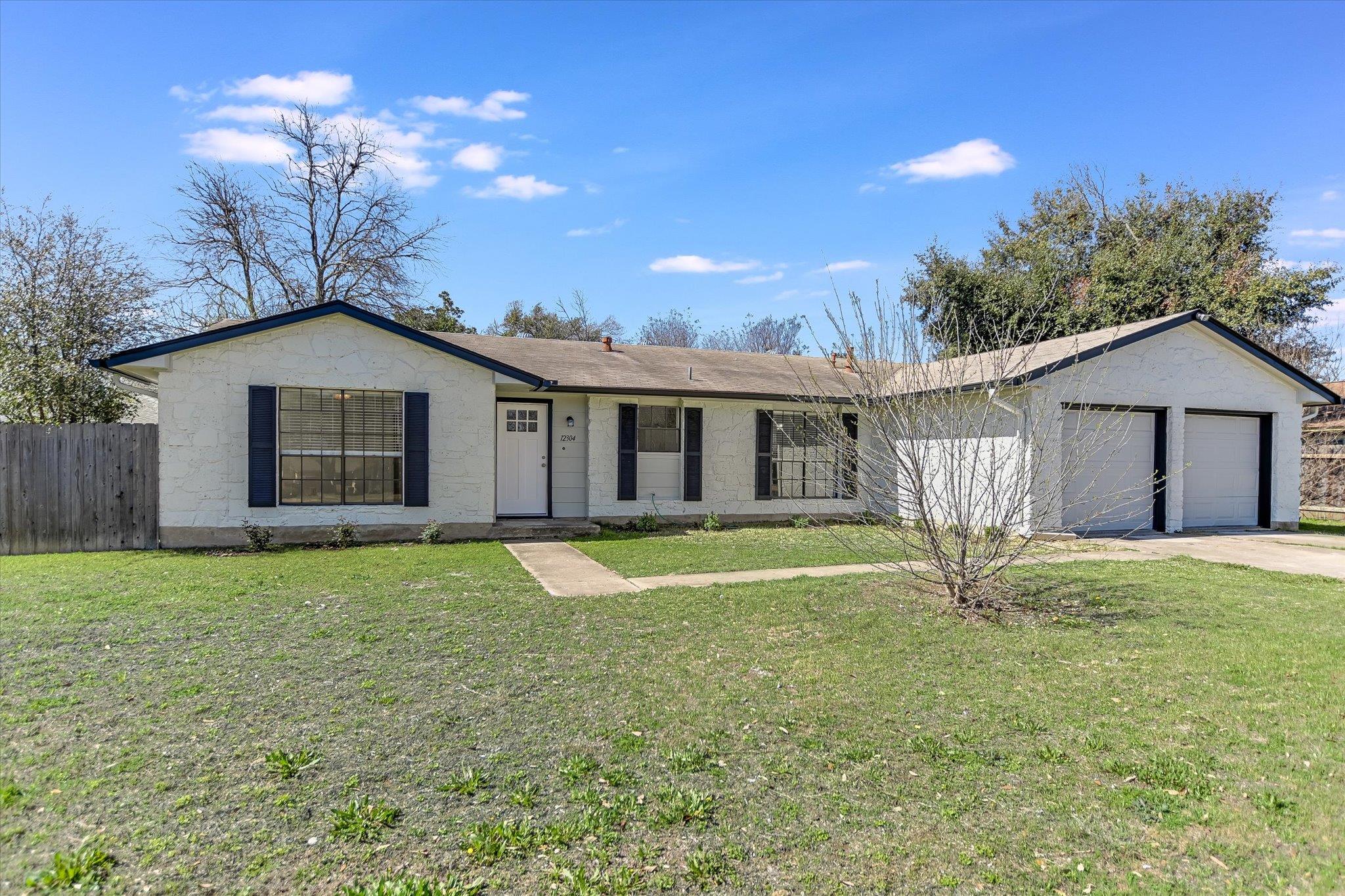 12304 Deerbrook Trl Property Photo