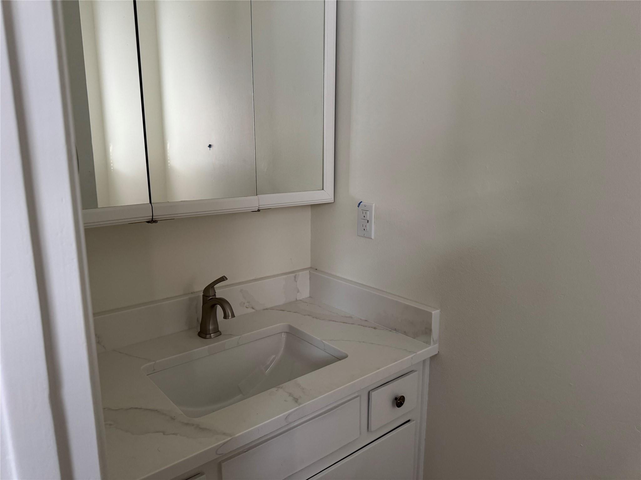 6507 Middleham Pl Property Photo 9