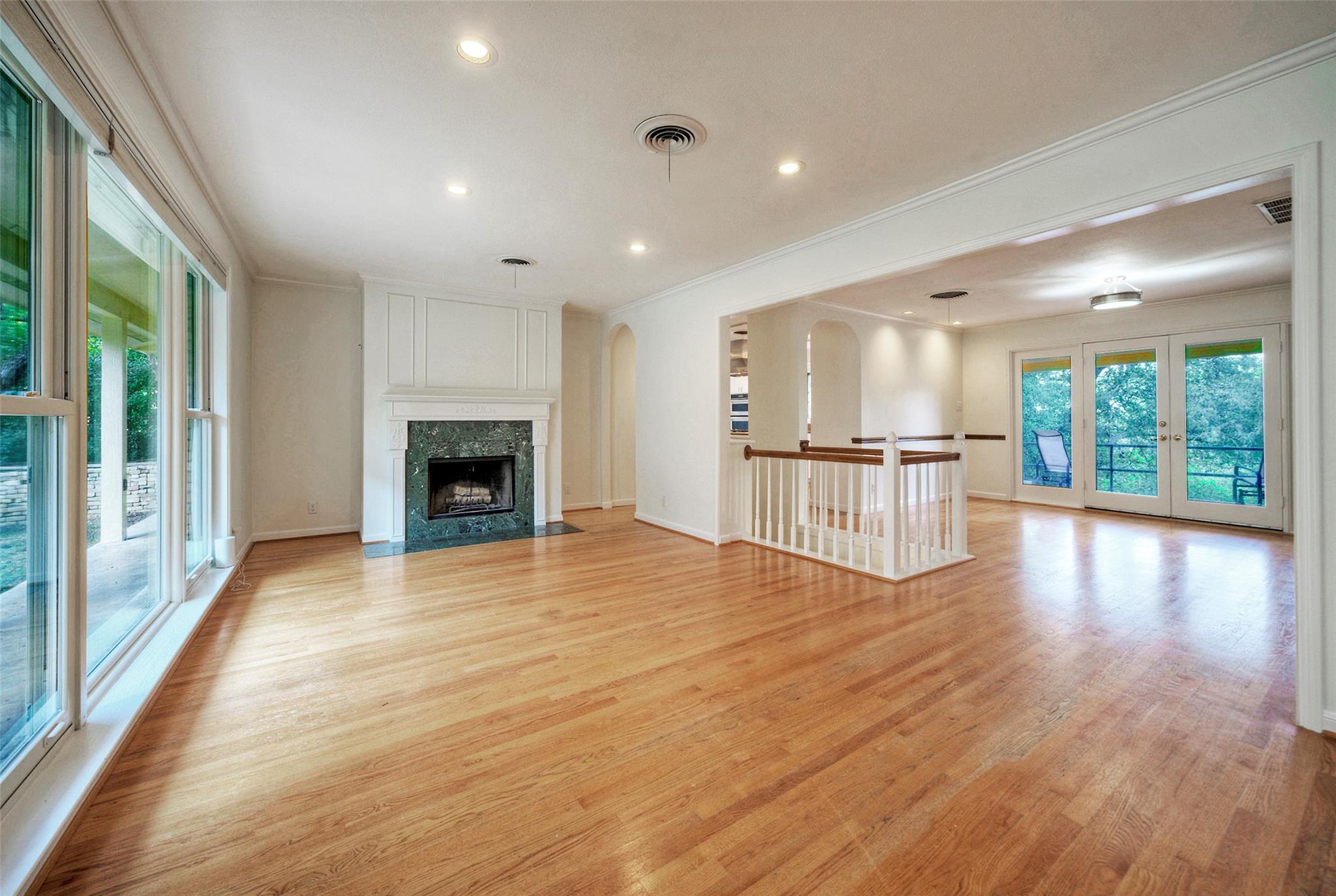 7 Inwood Cir Property Photo 4