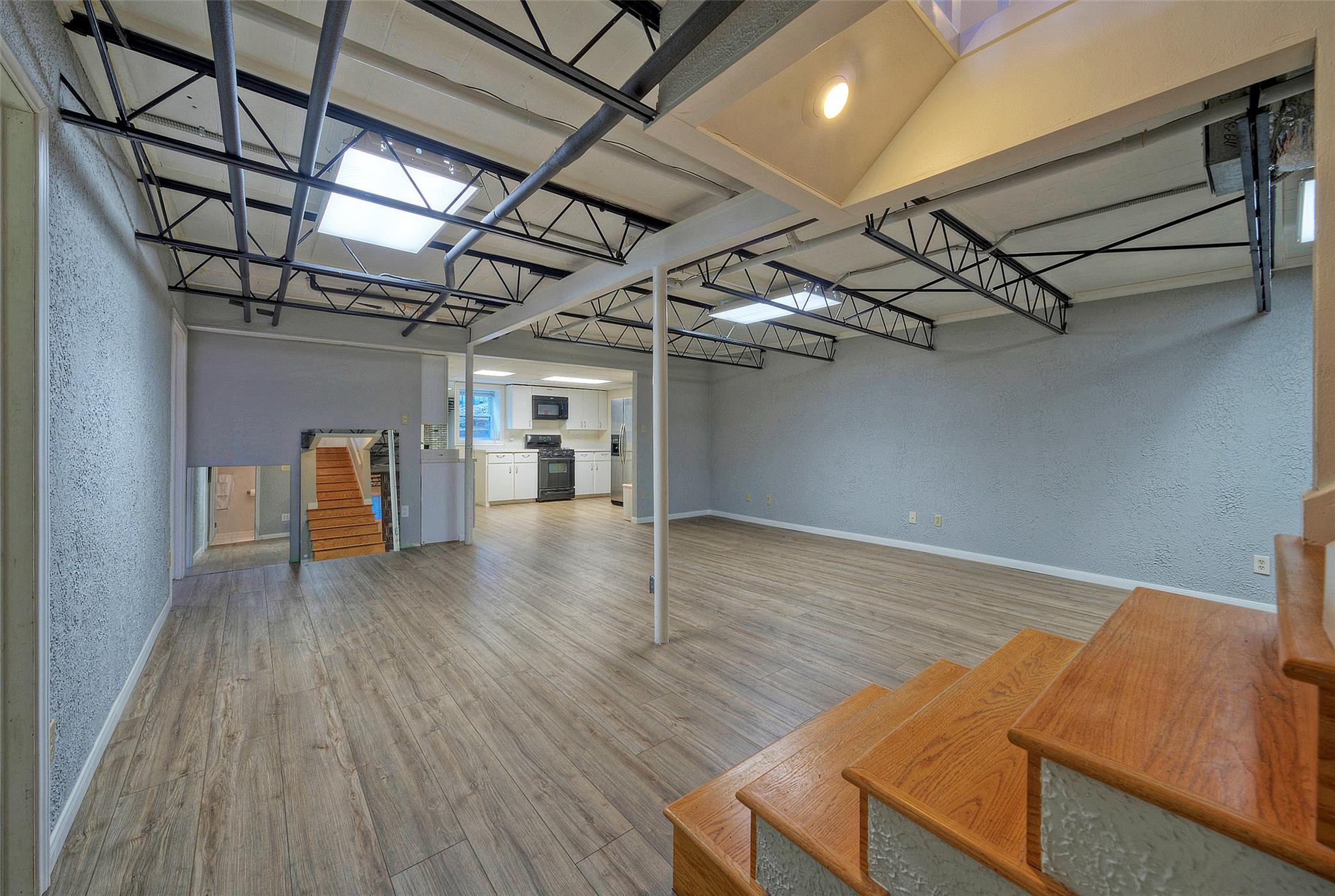 7 Inwood Cir Property Photo 14