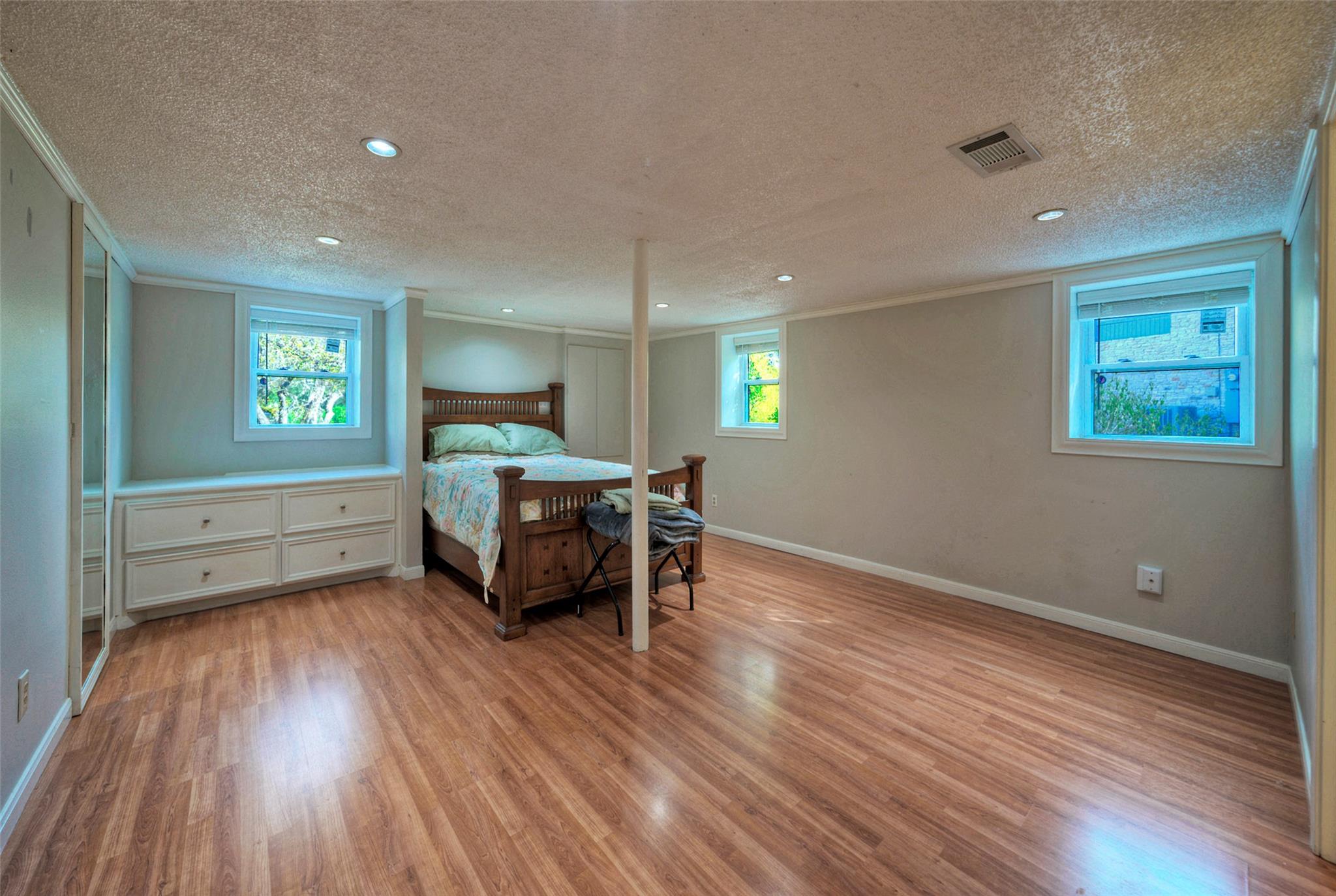 7 Inwood Cir Property Photo 20