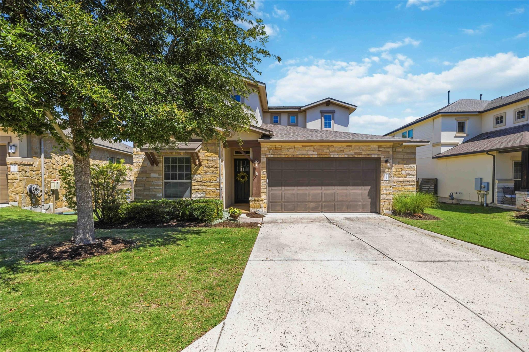 11004 Cut Plains Loop Property Photo 1