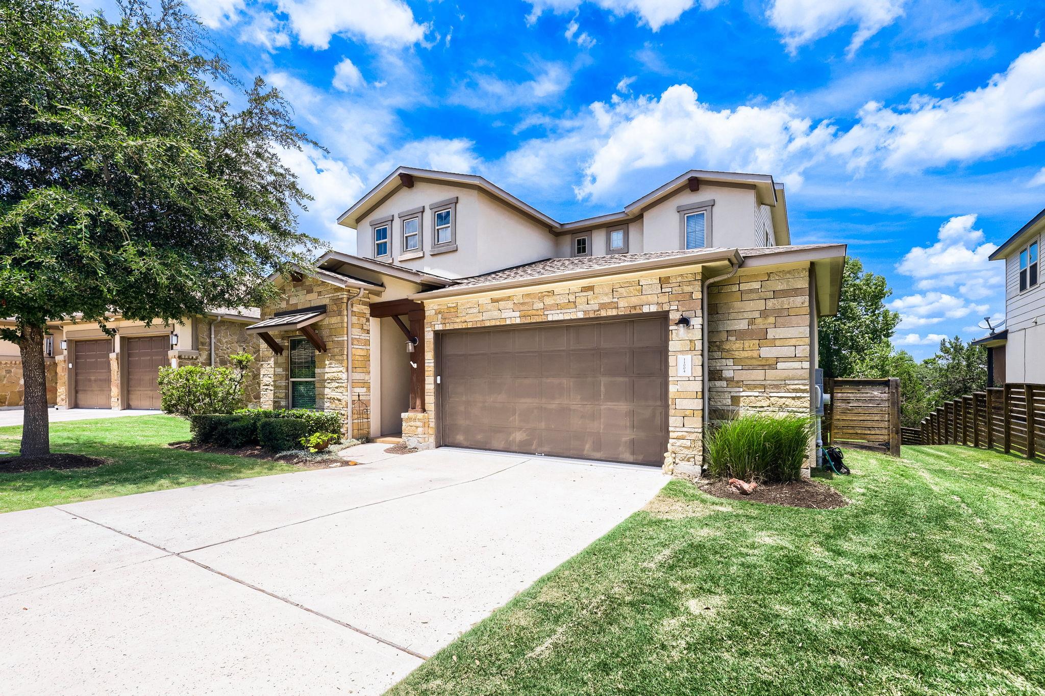 11004 Cut Plains Loop Property Photo 12