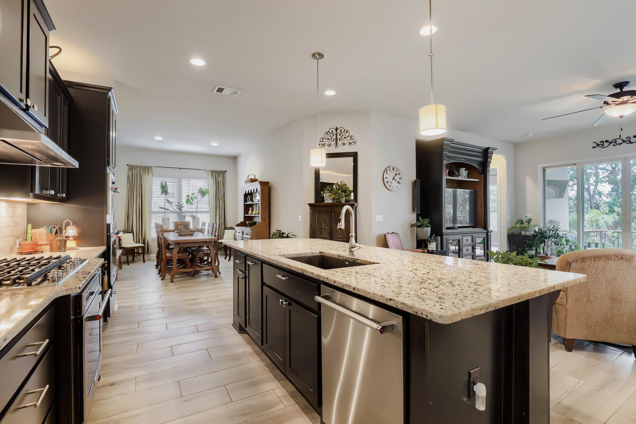 11004 Cut Plains Loop Property Photo 18