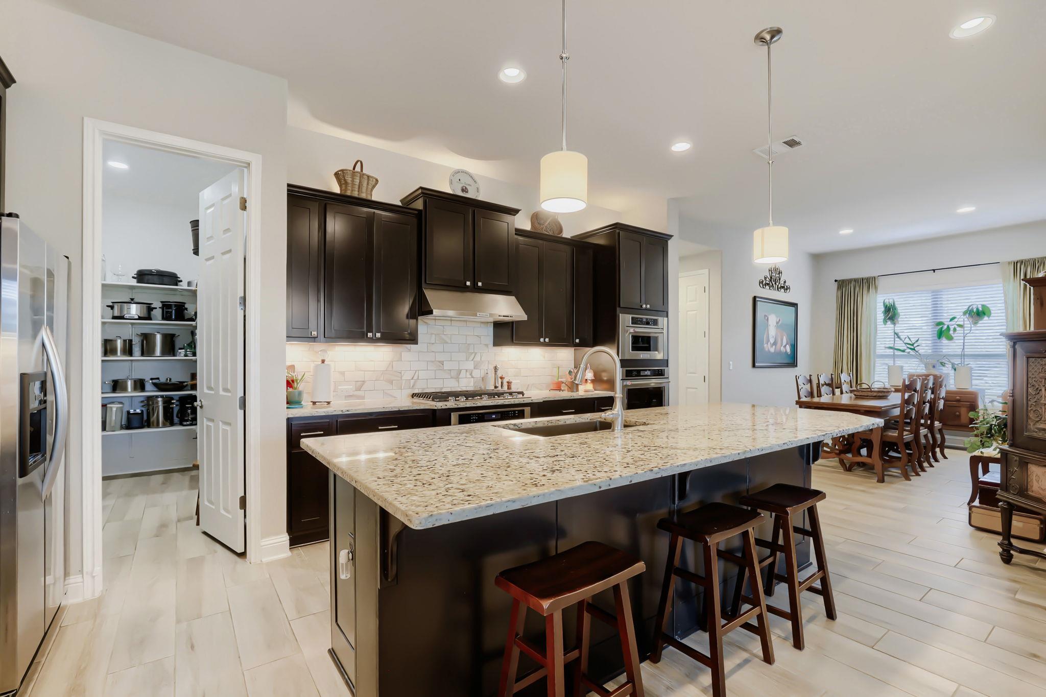 11004 Cut Plains Loop Property Photo 28