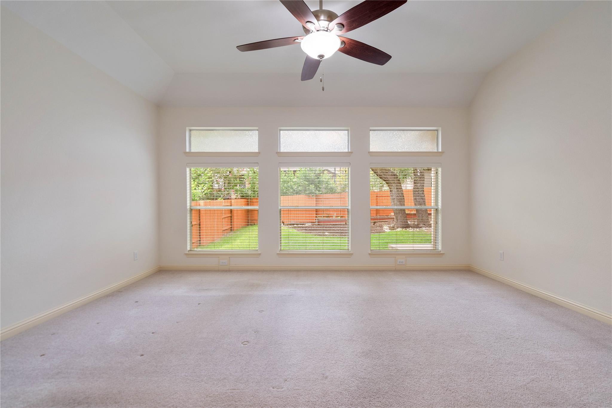 419 Atlanta Park Dr Property Photo 26