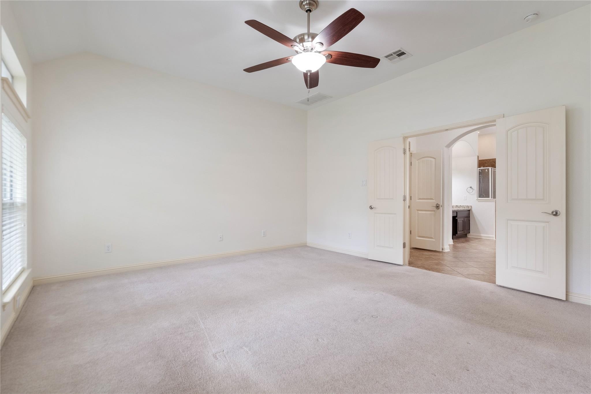 419 Atlanta Park Dr Property Photo 28