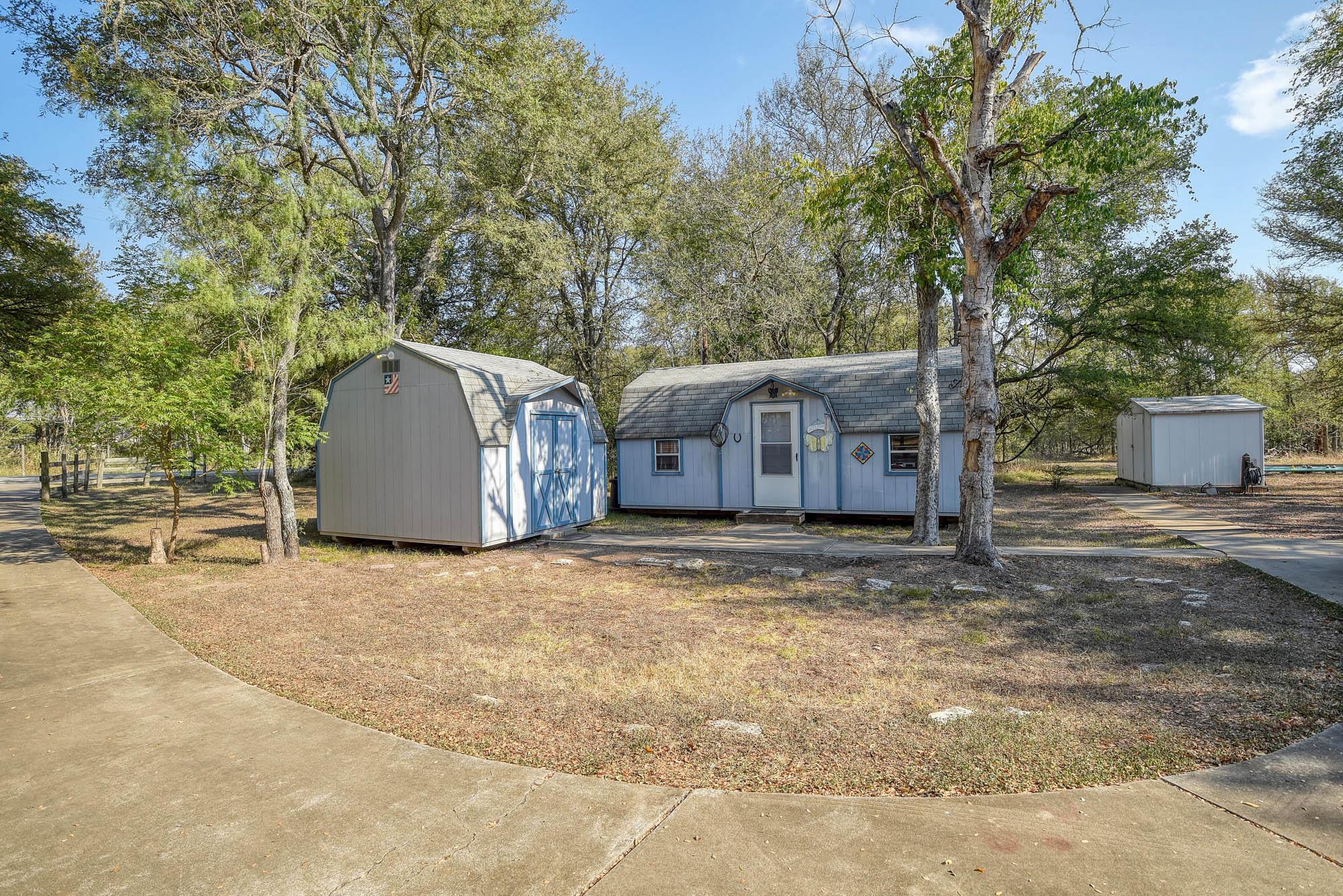 165 Thousand Oaks Dr Property Photo 17