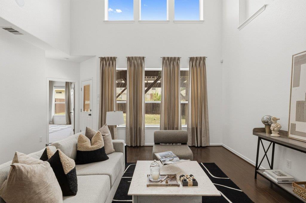 245 Razzmatazz Trl Property Photo 7