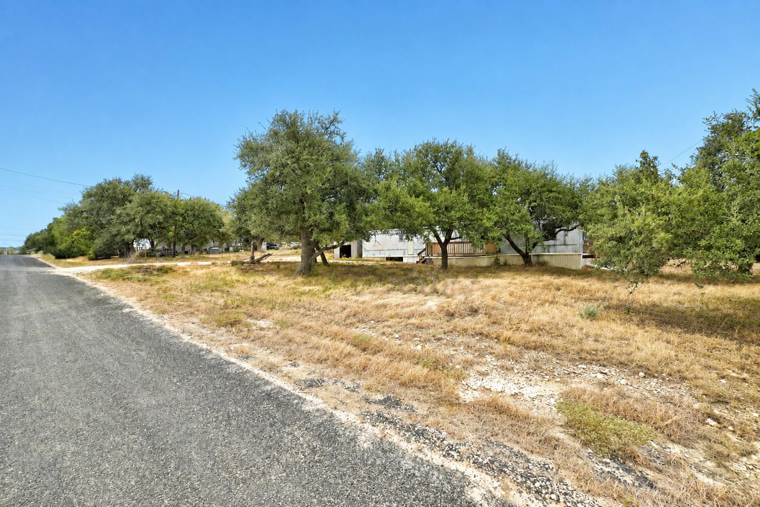 801 Len Bar Ct Property Photo 1