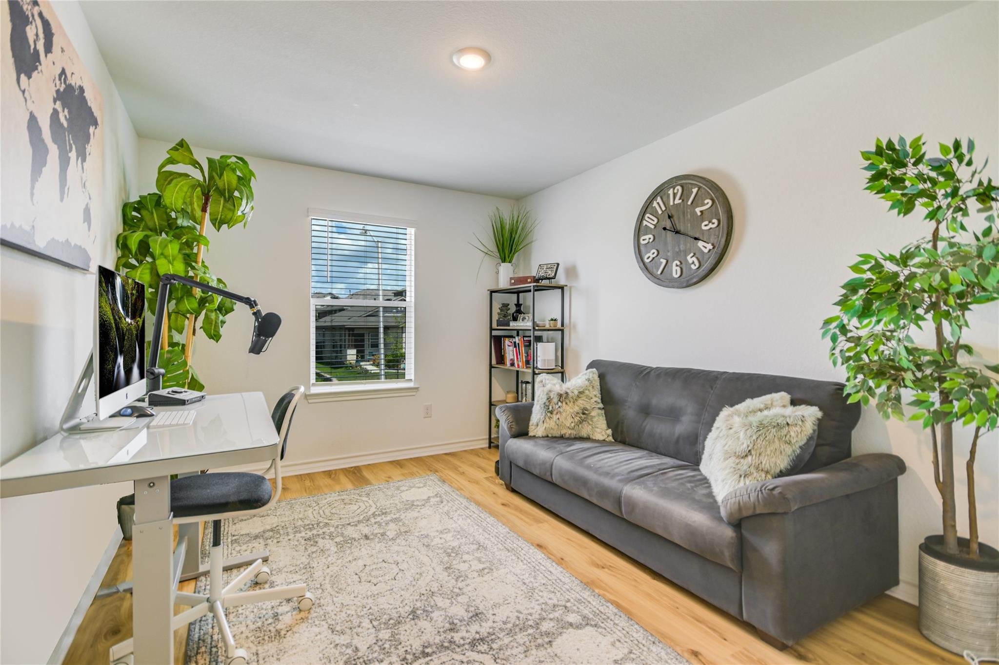 163 Longstraw Dr Property Photo 14